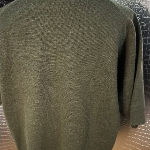 Essentiel Antwerp Forest Green Wool Sweater Black Flower Accent Size Medium - Picture 4 of 9